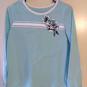 Girls long sleeve light shirt